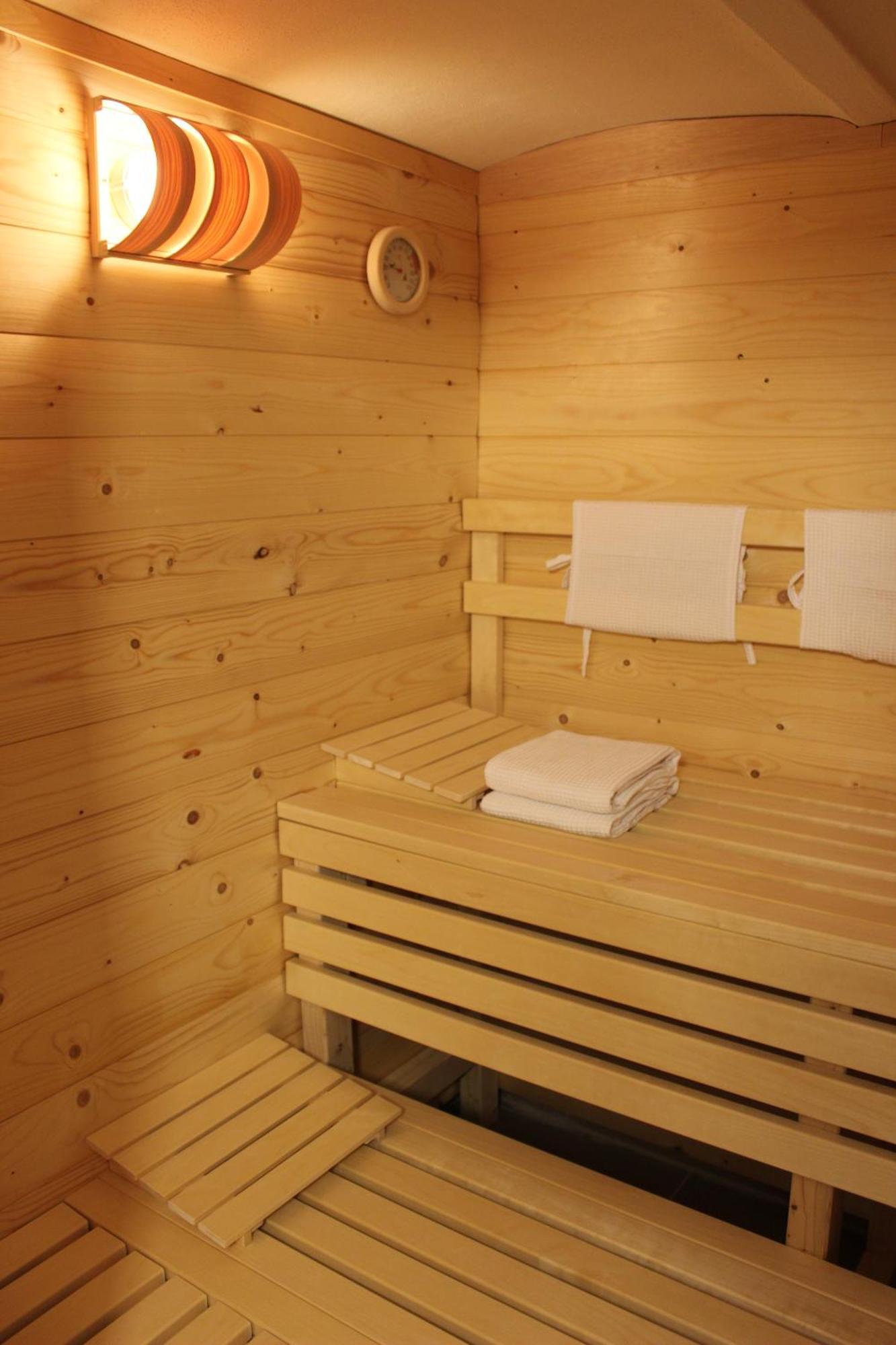 Apartment Thisa 4 *